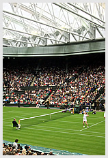 Centre Court's new retractable roof in operation for the first time in 2009